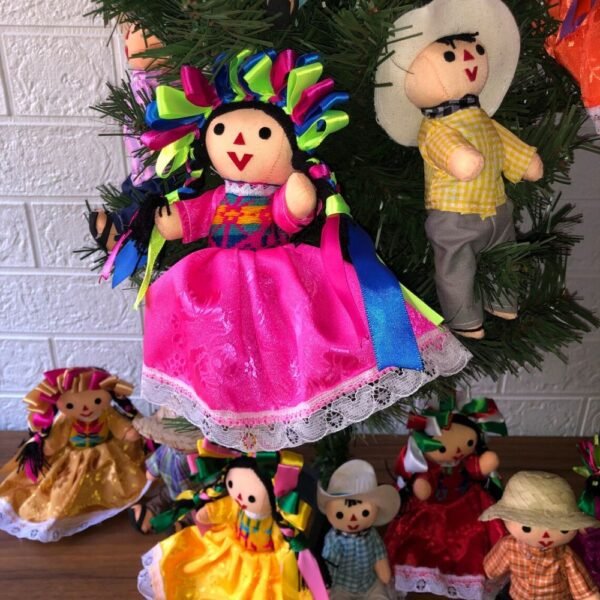 4 Christmas ornaments, Mexican christmas, Mexican ornaments, Lele doll, Poncho doll, Mexican dolls