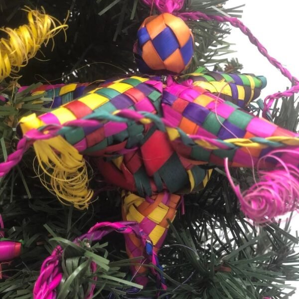 6 Christmas ornaments, Mexican ornaments, Mexican christmas, Made of palm leaves, Ideal for the Christmas tree, inspired by Mexican art