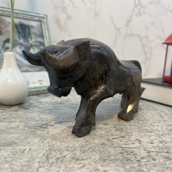 Black bull, Bull sculpture, Marble bull, Carved stone animal, Statue bull, Gemstone bull, Mini Crystal Animal