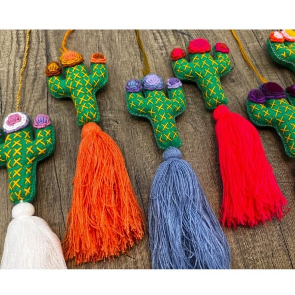 Christmas ornaments, Mexican christmas, Mexican ornaments, Hanging cactus, Cactus pendant, Cactus keychain, Mexican tassel