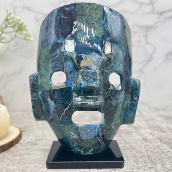 Aztec mask, Teotihuacan funerary mask, mosaic mask, Aztec and Mayan sculptures of Mexican culture