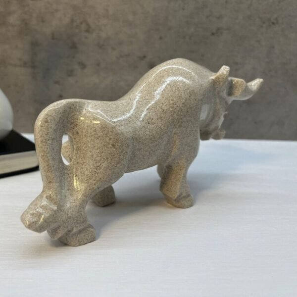 BIG beige bull, Bull sculpture, Marble bull, Carved stone animal, Statue bull, Gemstone bull, Mini Crystal Animal