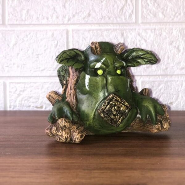Log Planter Sculpture for Flowers, Cactus and Succulent Plants, Indoor or Outdoor Home Decor, Modern Flower Pot, Animal Planter