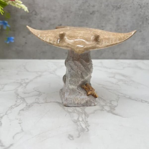 Stingray sculpture, Stone stingray, Marble Animal, Natural Genuine Rock And Hand Carved. Home Decor