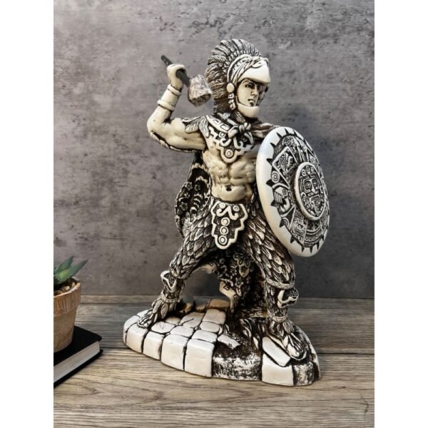 Aztec Warrior In Battle Mexican decoration, Aztec art, Prehispanic, Aztec decor, Mexican statue