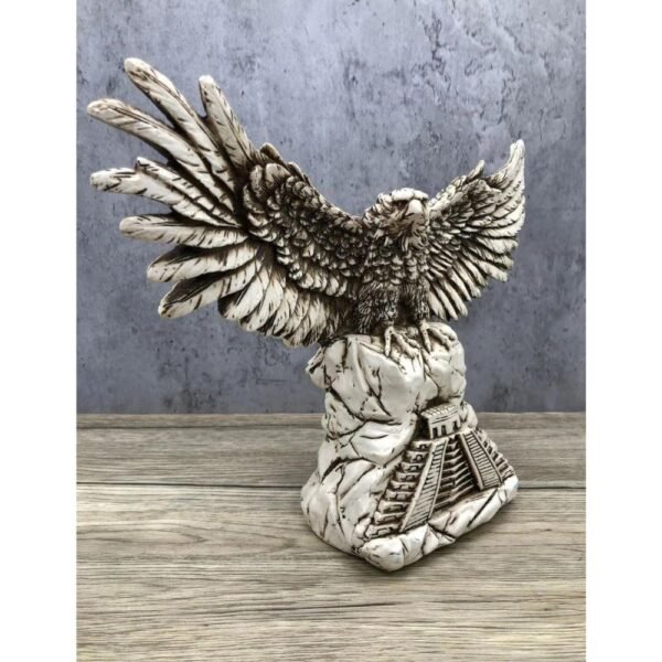 Grey eagle statue, Eagle figurine, Flying eagle, Eagle decoration, Chichen Itzá pyramid Sculpture made of resin