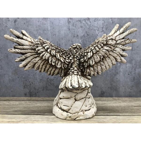 Grey eagle statue, Eagle figurine, Flying eagle, Eagle decoration, Chichen Itzá pyramid Sculpture made of resin