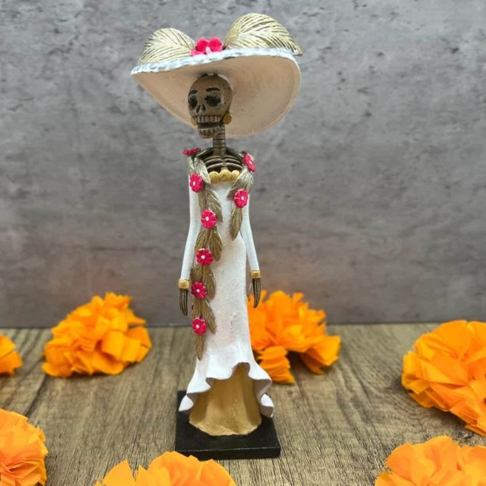 🌺 8” Catrina Doll – A Tribute to Frida Kahlo and the Day of the Dead 🌺