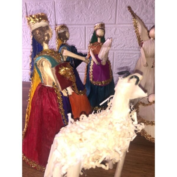 Hummel nativity, Mexican christmas, Mexican ornaments, Nativity figures, Hummel nativity set, Christmas manger, Mexican nativity