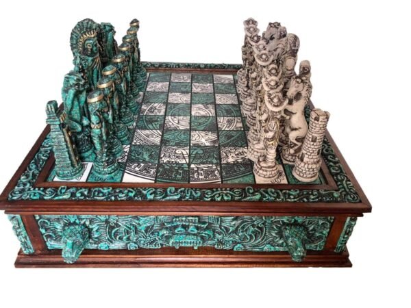 Chess set 16.53” x 16.53”, Resin Chess set in green and white, Mexican chess, Chess set handmade, Soviet chess set, Wooden chess - Image 4