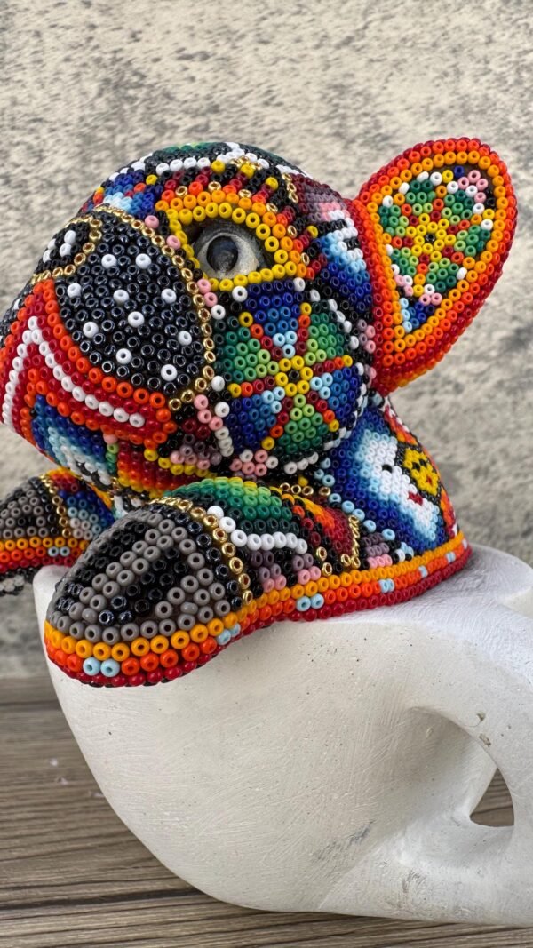 Dog Bulldog Statue Huichol Sculpture Of Mexican Folk Art, Pet Wixarika As A Mexican Decorative Figure, Made Of Resin And Beads - Image 3