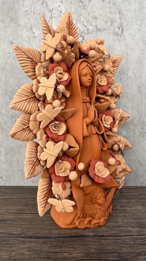 Virgin Mary clay pieces,  Mexican decoration, Mary Virgin sculpture, Modern Design Natural Clay, Metepec Estado de México Virgencita - Image 3