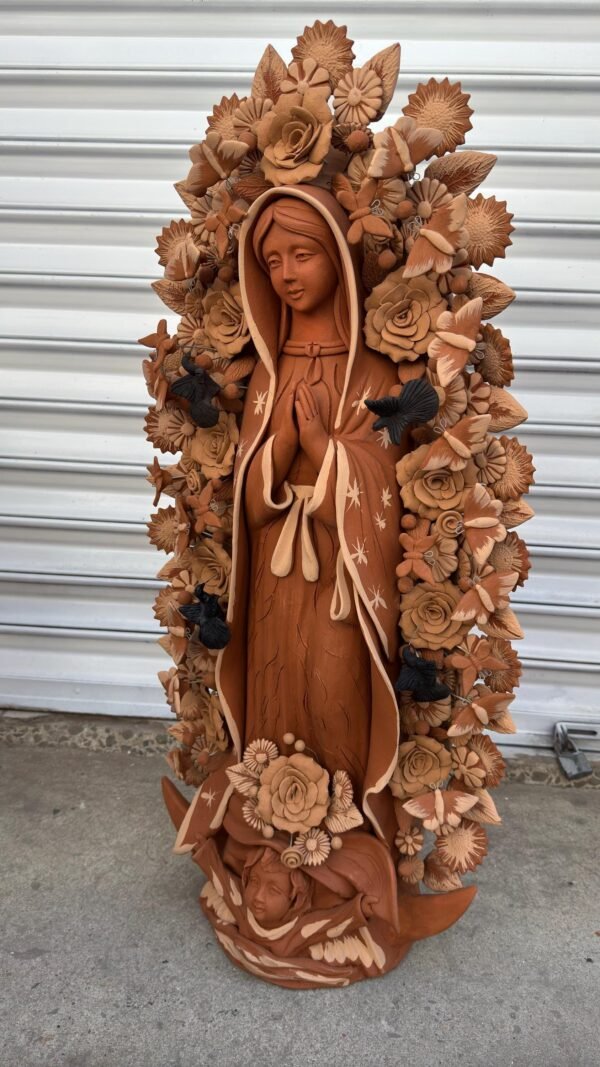 XL Virgin Mary Handmade Clay Piece, Virgen de Guadalupe  Mexican Decoration, Mary Virgin Sculpture, Metepec Estado de México Virgencita 36” - Image 4