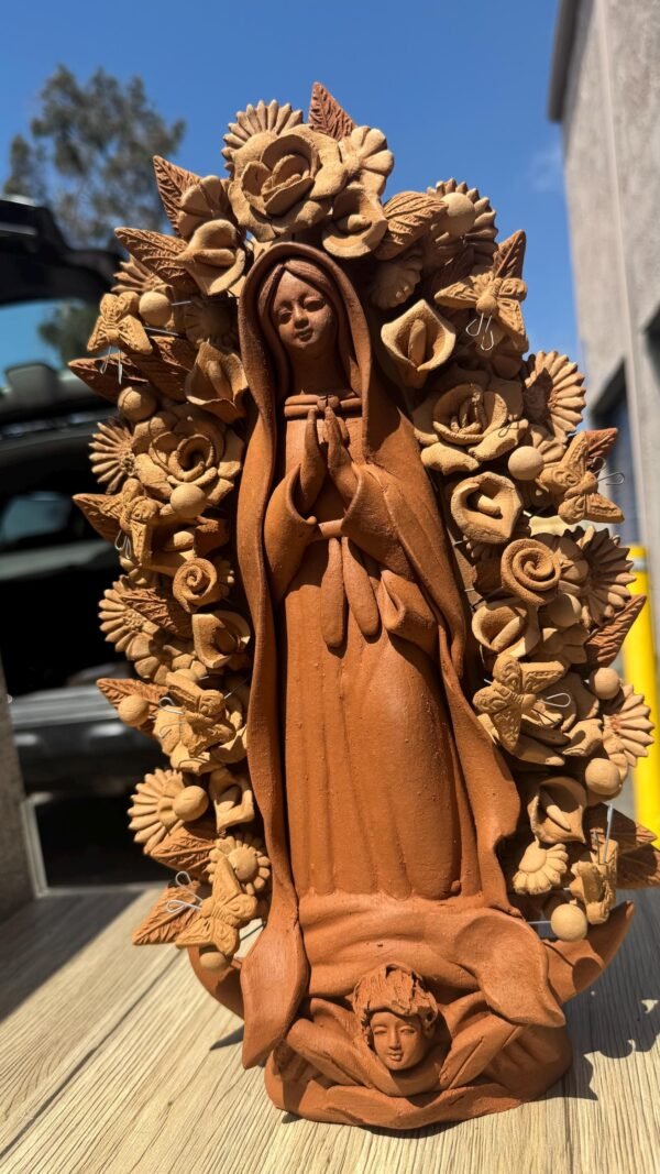 Virgin Mary Handmade Clay Piece, Virgen de Guadalupe  Mexican Decoration, Mary Virgin Sculpture, Metepec Estado de México Virgencita - Image 5