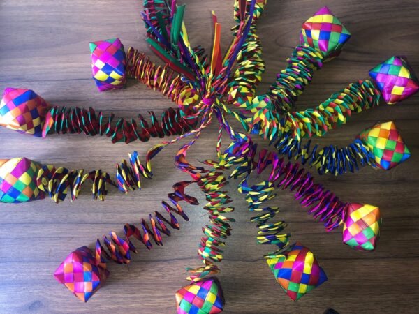 6 Christmas ornaments, Mexican ornaments, Mexican christmas, Made of palm leaves, Ideal for the Christmas tree, inspired by Mexican art - Image 5