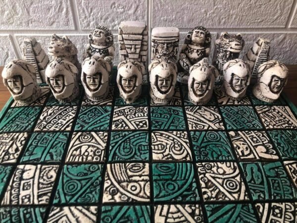 Chess set 12.59” x 12.59”, Resin Chess set in green and white, Chess set handmade, Soviet chess set, Mexican chess - Image 4