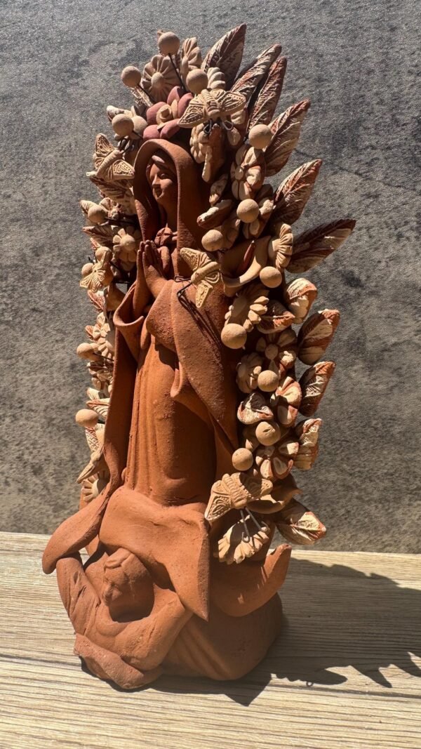 Virgin Mary Handmade Clay Piece, Virgen de Guadalupe  Mexican Decoration, Mary Virgin Sculpture, Metepec Estado de México Virgencita - Image 3