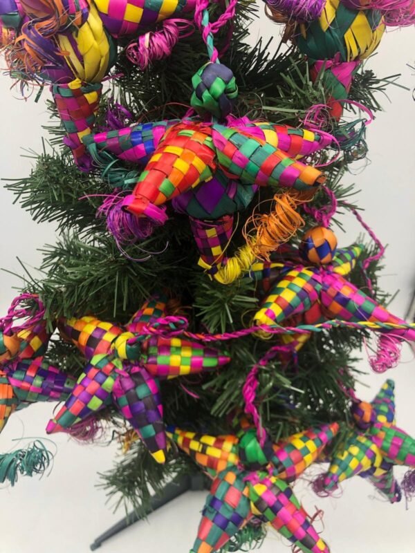 6 Christmas ornaments, Mexican ornaments, Mexican christmas, Made of palm leaves, Ideal for the Christmas tree, inspired by Mexican art - Image 4