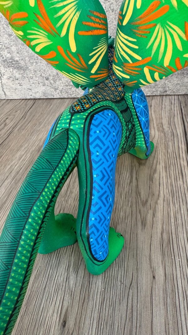 BIG Nahualt Green Iguana-Eagle  Statue Alebrije Sculpture Of Mexican Folk Art, Lion Carved Wood As A Mexican Decorative Figure Hand Made - Image 4