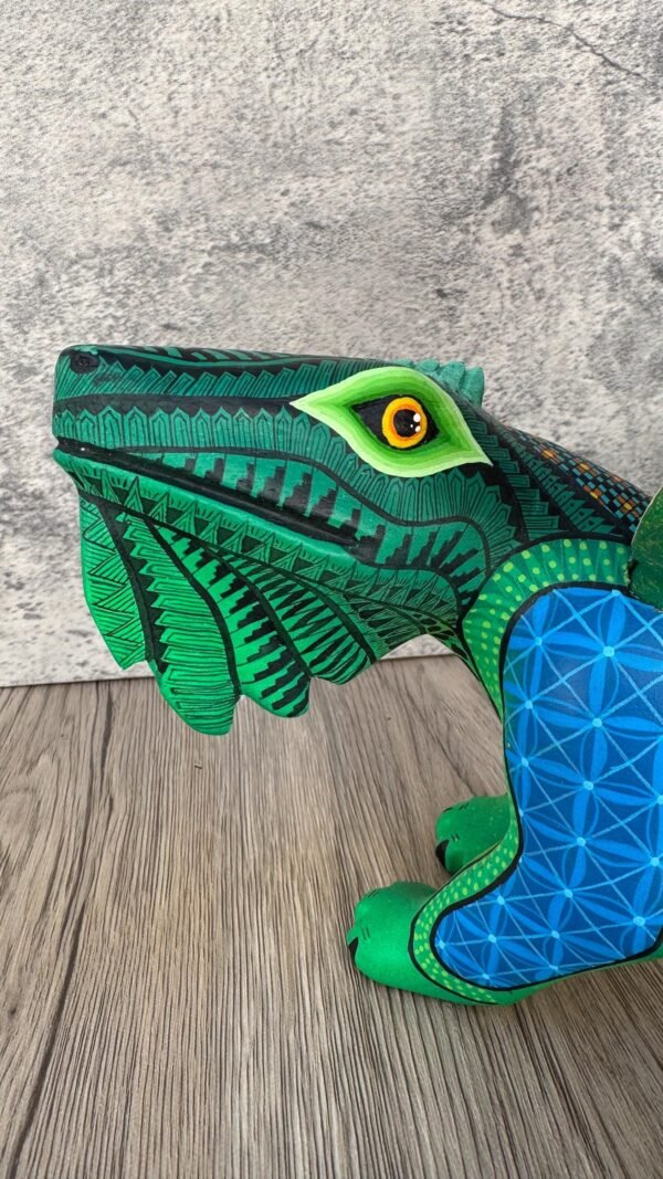 BIG Nahualt Green Iguana-Eagle  Statue Alebrije Sculpture Of Mexican Folk Art, Lion Carved Wood As A Mexican Decorative Figure Hand Made - Image 6