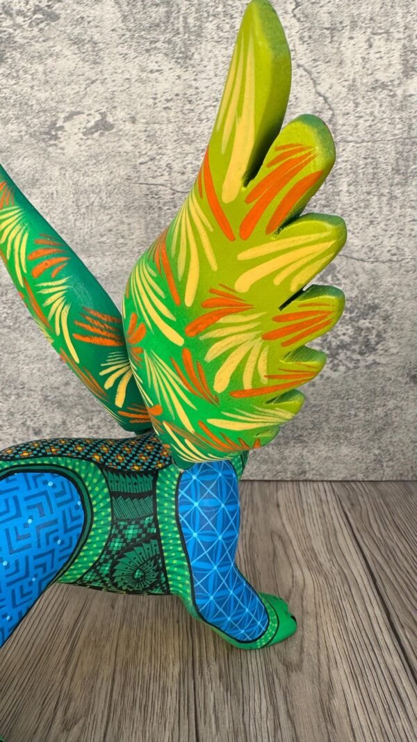 BIG Nahualt Green Iguana-Eagle  Statue Alebrije Sculpture Of Mexican Folk Art, Lion Carved Wood As A Mexican Decorative Figure Hand Made - Image 9