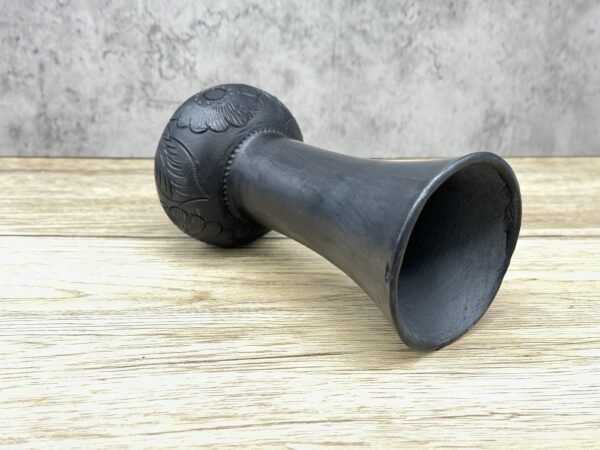 Flower Vase Of Black Clay Authentic From Oaxaca Mexico, Handmade And Elegant Lamp For Interior Home Design Decor Centerpiece Jarron Barro - Image 4