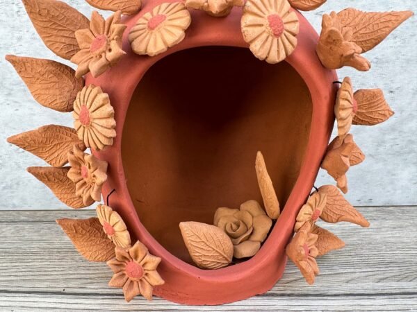 Mini Chimney Handcrafted Oaxacan  With Pastillaje Or Filigrana - Natural Clay Mexican Artistry, Decorative Home Accent, Unique Artisanal - Image 3