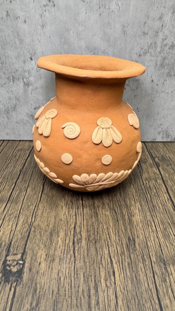 Embroidered Clay Vase From Oaxaca México Home Decor Handcrafted Jarron Barro Bordado Oaxaca Handmade Unique Designs From Artisans - Image 3