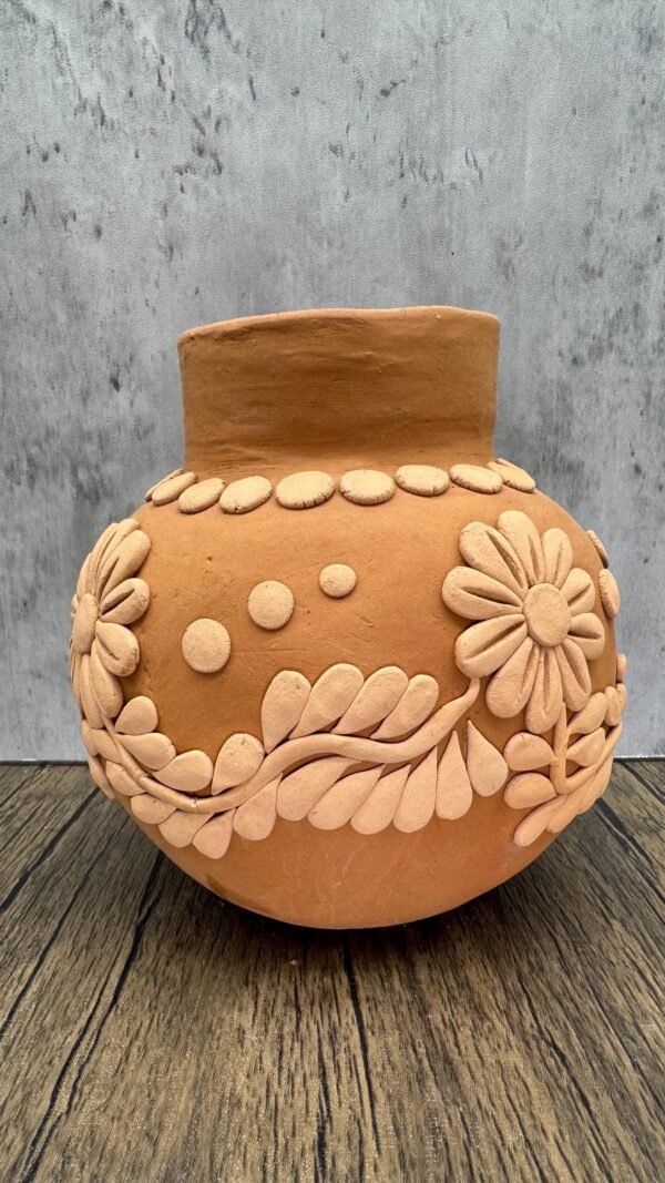 Embroidered Clay Vase From Oaxaca México Home Decor Handcrafted Jarron Barro Bordado Oaxaca Handmade Unique Designs From Artisans - Image 3