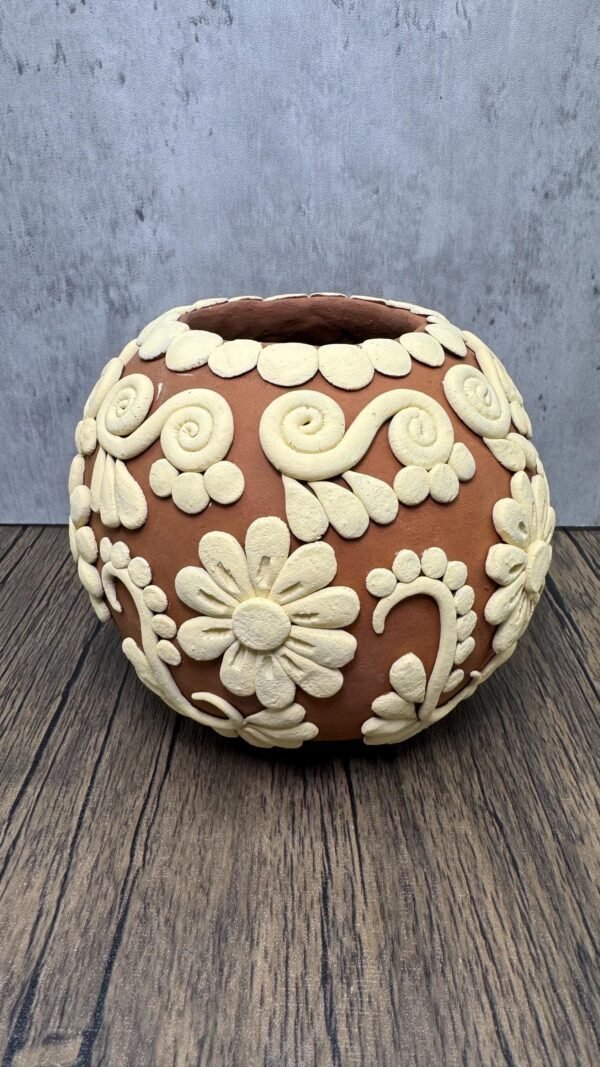 Embroidered Clay Vase From Oaxaca México Home Decor Handcrafted Jarron Barro Bordado Oaxaca Handmade Unique Designs From Artisans - Image 3