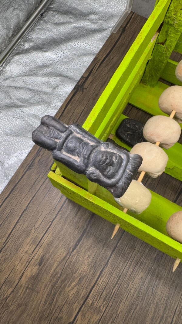 Tzompantli Skull Display, Mexican Folk Art Sculpture, Handmade Ritual Altar, Aztec-Inspired Ceremonial Piece, Prehispanic Skull Rack - Image 3