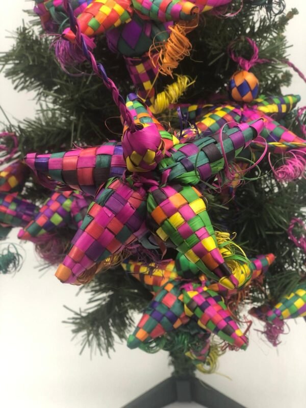 6 Christmas ornaments, Mexican ornaments, Mexican christmas, Made of palm leaves, Ideal for the Christmas tree, inspired by Mexican art - Image 2