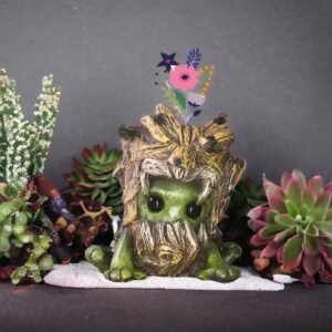 Log Planter Sculpture for Flowers, Cactus and Succulent Plants, Indoor or Outdoor Home Decor,  Modern Flower Pot, Animal  Planter, 3 X 2