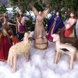 Hummel nativity, Mexican christmas, Mexican ornaments, Nativity figures, Hummel nativity set, Christmas manger, Mexican nativity