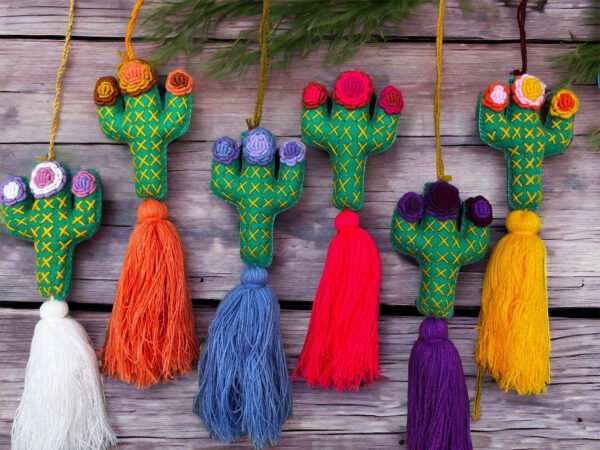 Christmas ornaments, Mexican christmas, Mexican ornaments, Hanging cactus, Cactus pendant, Cactus keychain, Mexican tassel