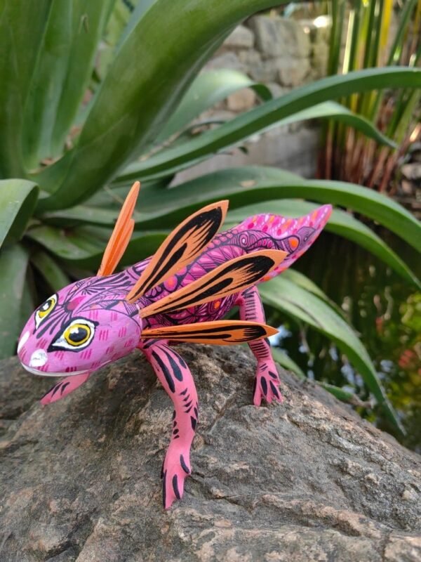 Axolotl Sculpture Mexican Folk Art Alebrije Figurine,Ajolote Wooden As Mexican Decoration Statue, Made Of Wood And Carved By Hand Ajolotito