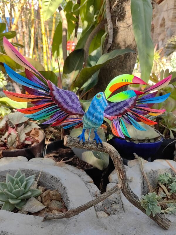 Toucan Bird Statue Mexican Art Alebrije Sculpture, Wooden Parrot  Decoration Figure, Made Of Wood And Carved By Hand ASK FOR CUSTOMIZE