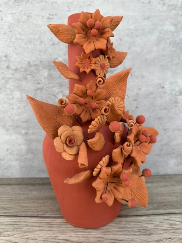 Handcrafted Oaxacan Clay Vase with Pastillaje Or Filigrana - Natural Clay Mexican Artistry, Decorative Home Accent, Unique Artisanal Piece - Image 2