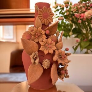 Handcrafted Oaxacan Clay Vase with Pastillaje Or Filigrana - Natural Clay Mexican Artistry, Decorative Home Accent, Unique Artisanal Piece