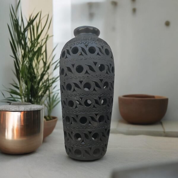 Flower Vase Of Black Clay Authentic From Oaxaca Mexico, Handmade And Elegant Lamp For Interior Home Design Decor Centerpiece Jarron Barro