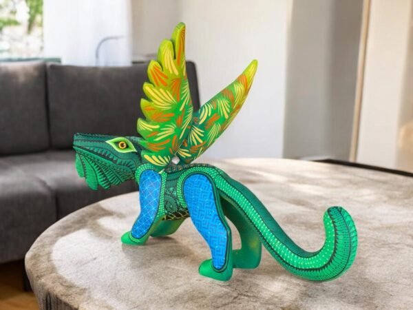 BIG Nahualt Green Iguana-Eagle  Statue Alebrije Sculpture Of Mexican Folk Art, Lion Carved Wood As A Mexican Decorative Figure Hand Made