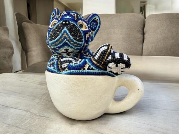 Dog Bulldog Statue Huichol Sculpture Of Mexican Folk Art, Pet Wixarika As A Mexican Decorative Figure, Made Of Resin And Beads