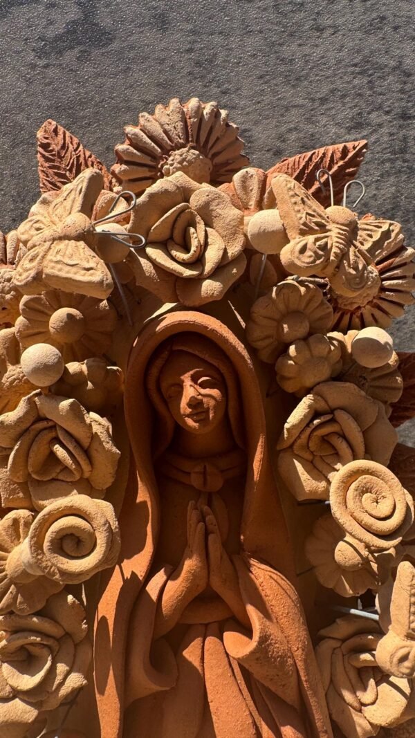Virgin Mary Handmade Clay Piece, Virgen de Guadalupe  Mexican Decoration, Mary Virgin Sculpture, Metepec Estado de México Virgencita - Image 2