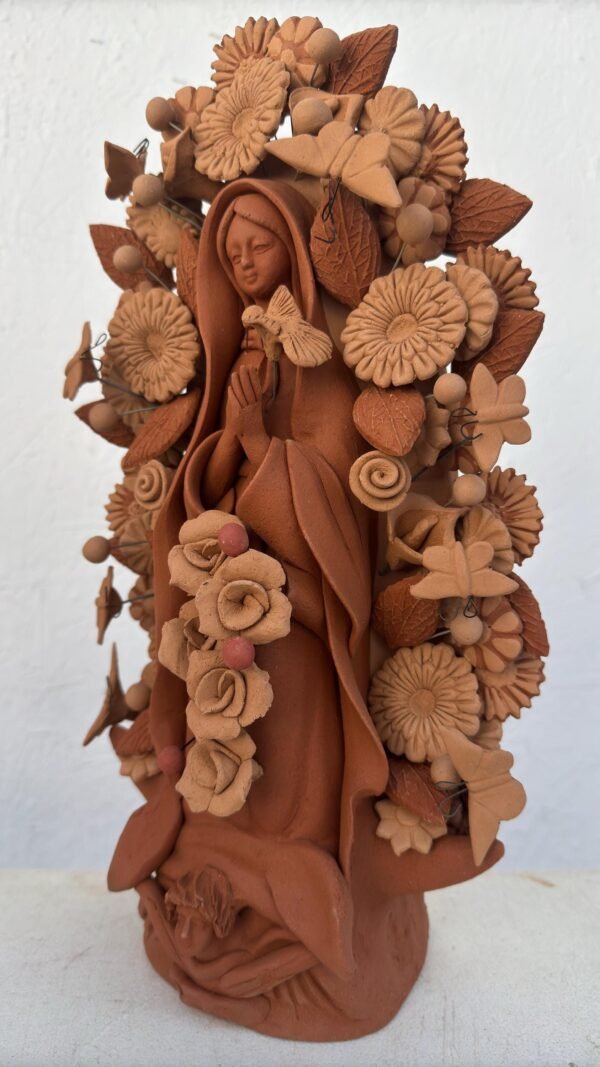 Virgin Mary Handmade Clay Piece, Virgen de Guadalupe  Mexican Decoration, Mary Virgin Sculpture, Metepec Estado de México Virgencita - Image 2