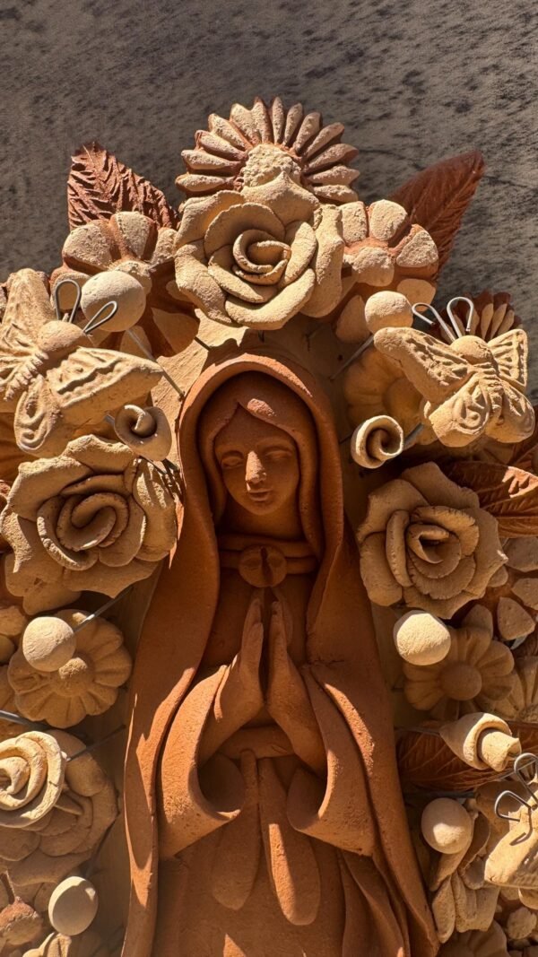 Virgin Mary Handmade Clay Piece, Virgen de Guadalupe  Mexican Decoration, Mary Virgin Sculpture, Metepec Estado de México Virgencita - Image 2
