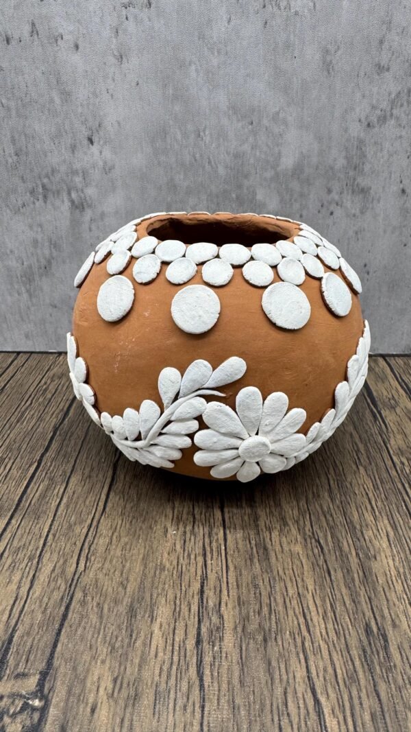 Embroidered Clay Vase From Oaxaca México Home Decor Handcrafted Jarron Barro Bordado Oaxaca Handmade Unique Designs From Artisans - Image 2