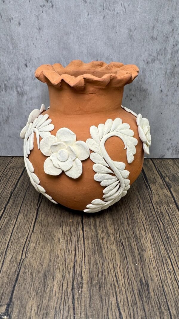Embroidered Clay Vase From Oaxaca México Home Decor Handcrafted Jarron Barro Bordado Oaxaca Handmade Unique Designs From Artisans - Image 2