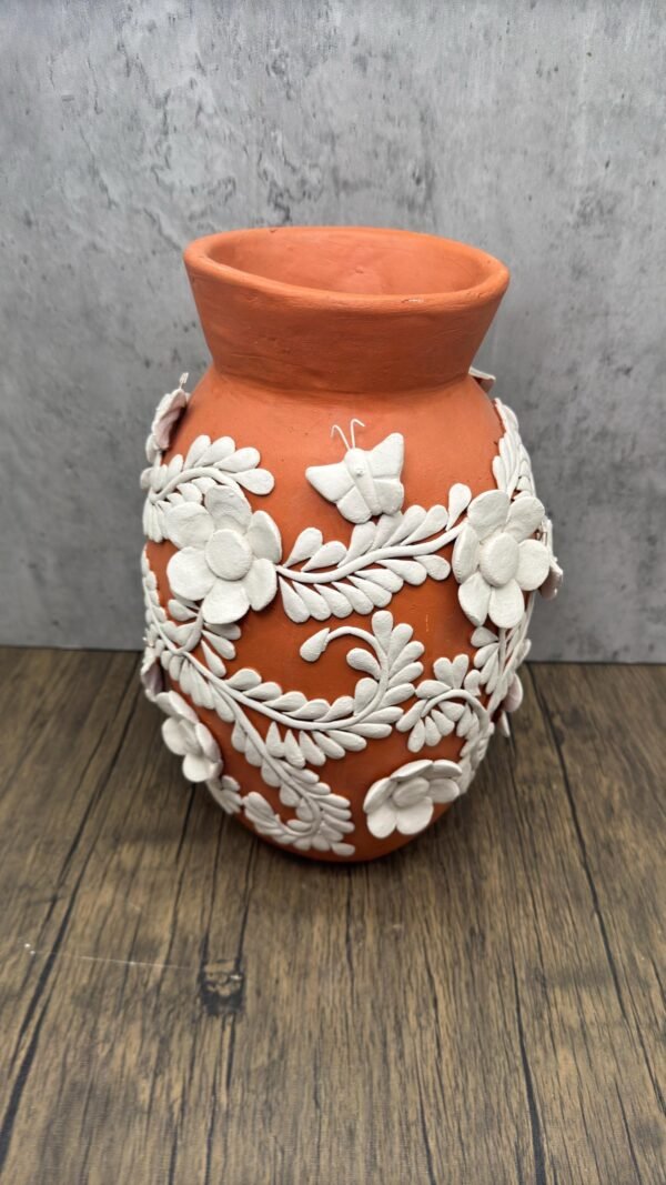 Embroidered Clay Vase From Oaxaca México Home Decor Handcrafted Jarron Barro Bordado Oaxaca Handmade Unique Designs From Artisans - Image 2