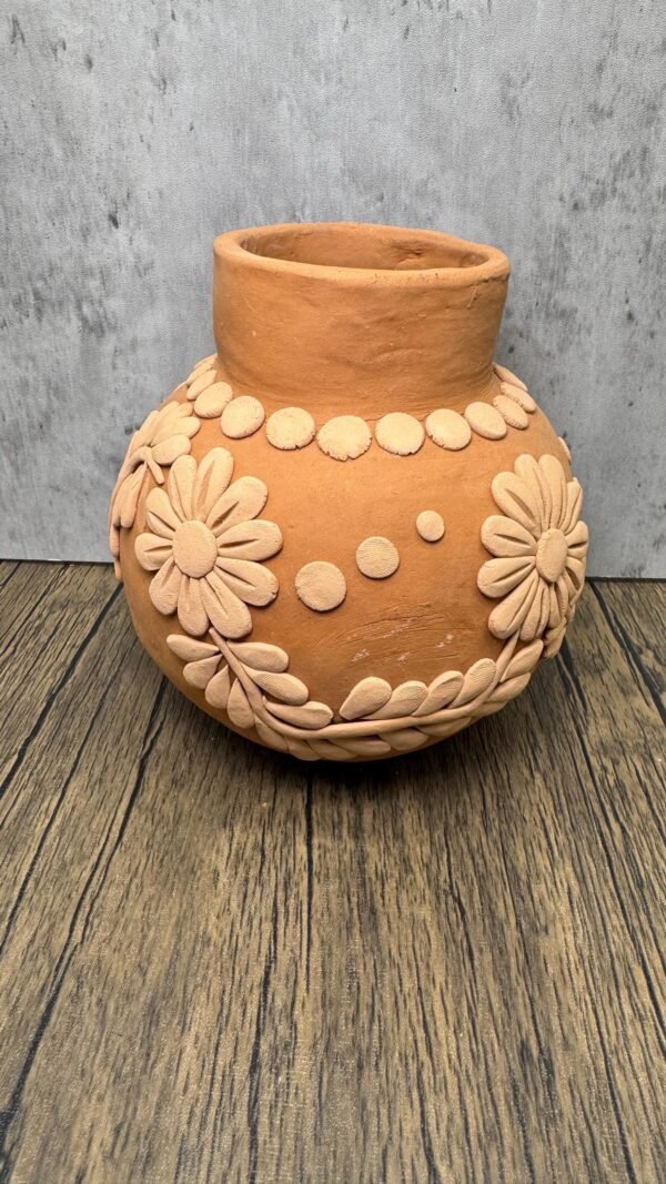 Embroidered Clay Vase From Oaxaca México Home Decor Handcrafted Jarron Barro Bordado Oaxaca Handmade Unique Designs From Artisans - Image 2
