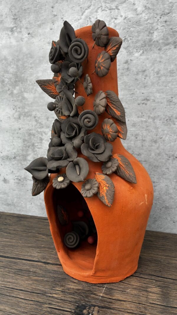 Mini Chimney Handcrafted Oaxacan With Pastillaje, Filigrana - Natural Clay Mexican Artistry, Decorative Home Accent, Unique Artisanal Piece - Image 3